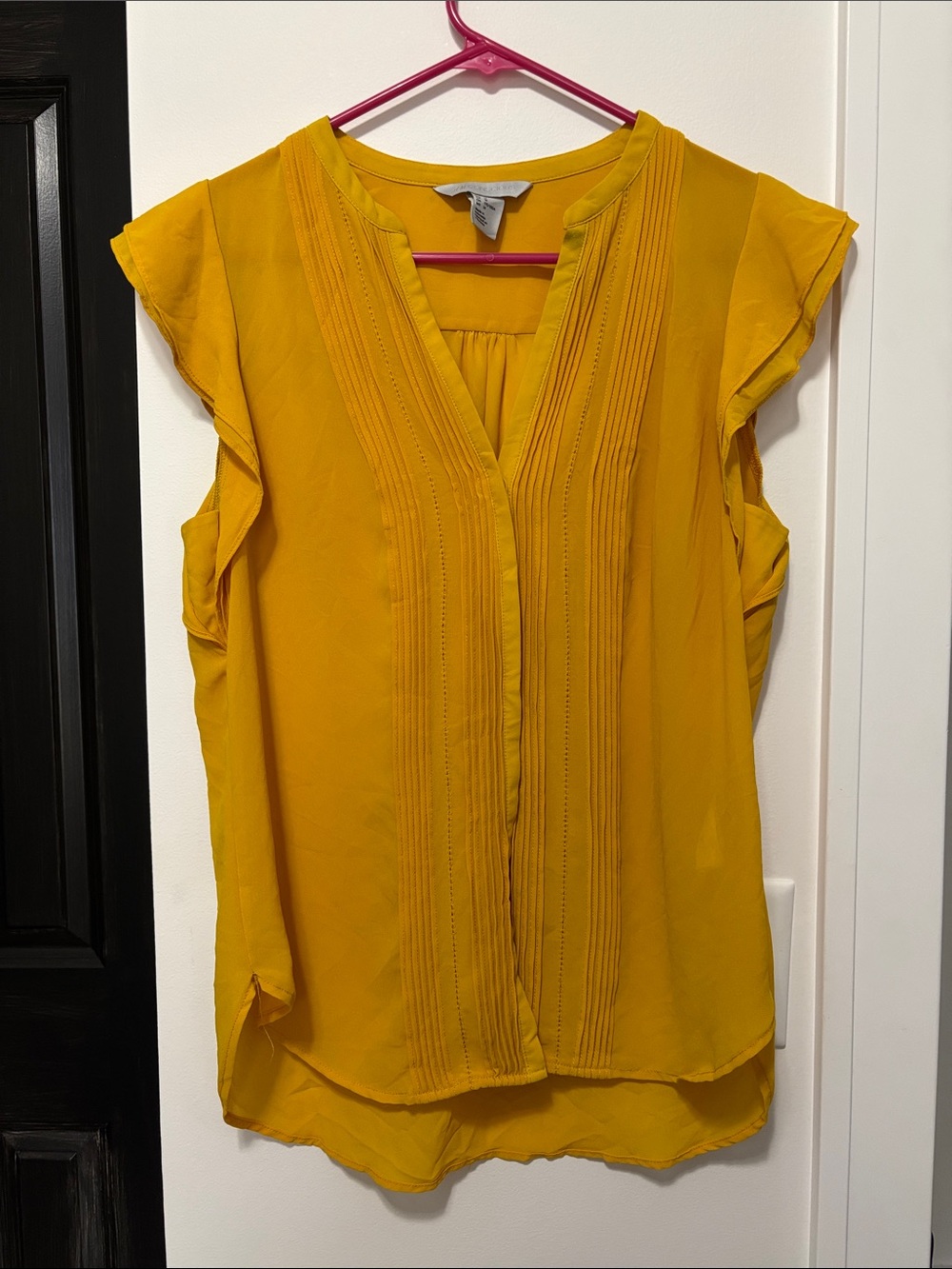 H&M Lightweight Mustard Yellow Pleated Cap-Sleeve Women’s Top